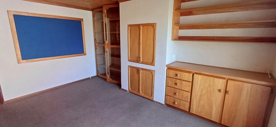 To Let 3 Bedroom Property for Rent in Hospitaalheuwel Free State